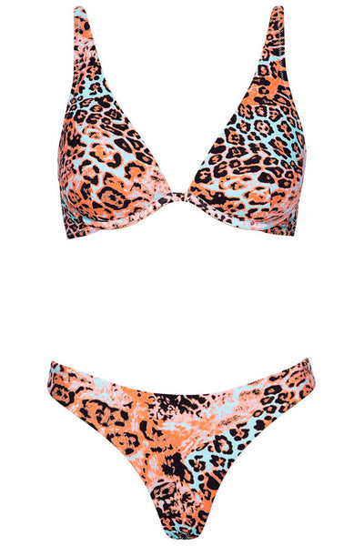 Leo Bikini Leopard Set on white background front view.